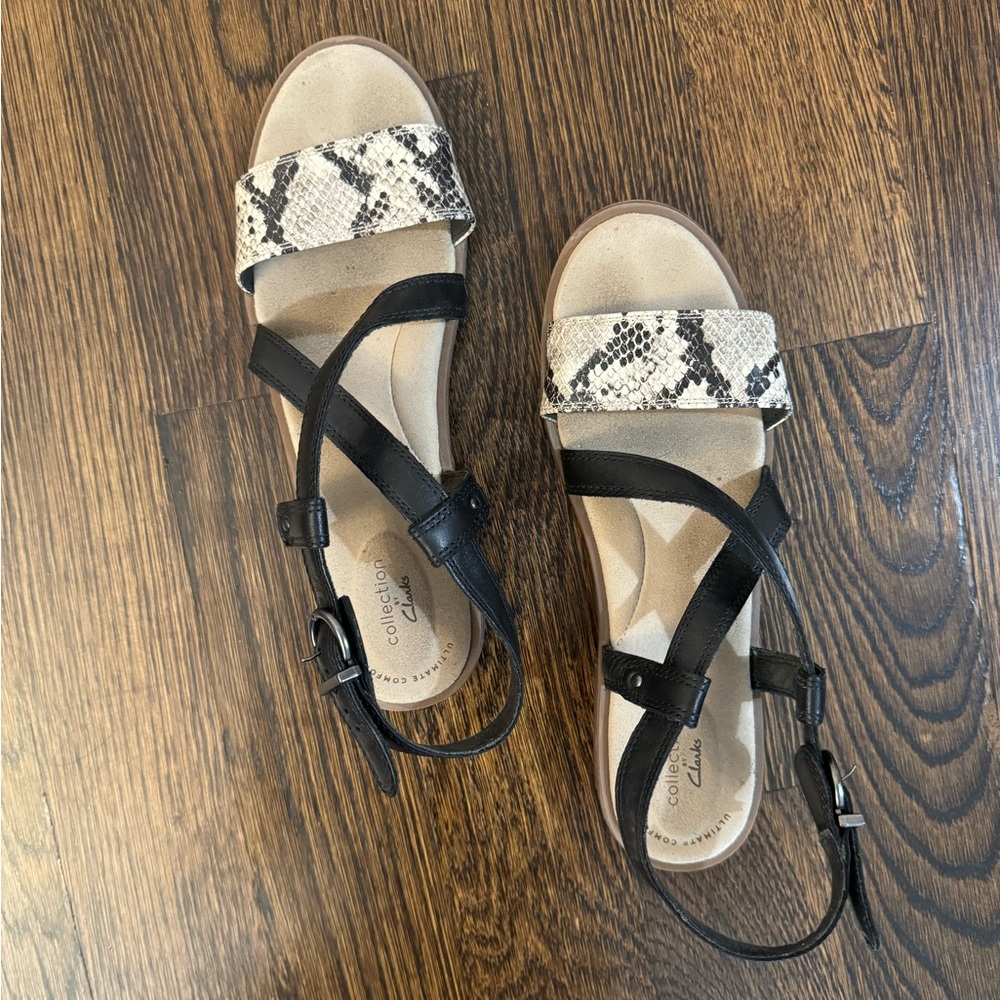 EUC Clark’s Leather Strap Sandals - Black & Snakeskin print